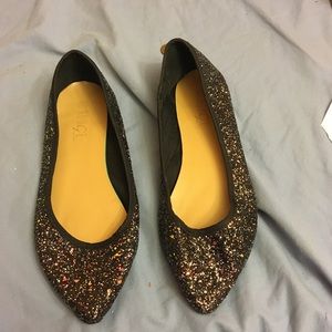 Super comfortable Sparkly black flats